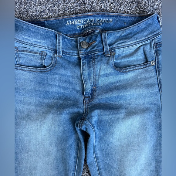 American Eagle Outfitters Super Stretch Kick Boot Jeans size 4 Short - Picture 2 of 7